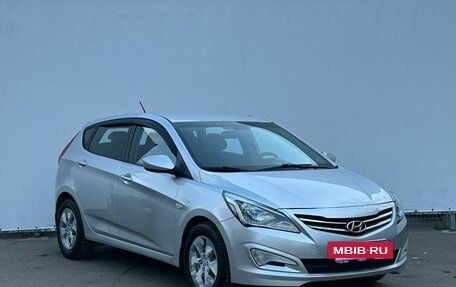 Hyundai Solaris II рестайлинг, 2014 год, 800 000 рублей, 3 фотография