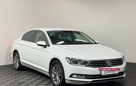 Volkswagen Passat B8 рестайлинг, 2017 год, 2 319 000 рублей, 3 фотография