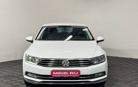 Volkswagen Passat B8 рестайлинг, 2017 год, 2 319 000 рублей, 2 фотография