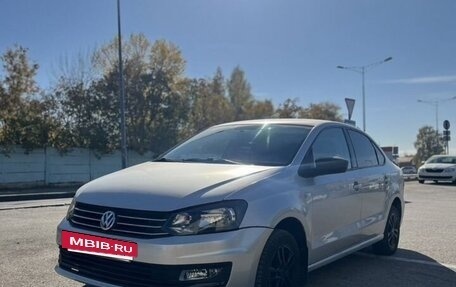 Volkswagen Polo VI (EU Market), 2015 год, 850 000 рублей, 3 фотография