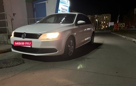 Volkswagen Jetta VI, 2012 год, 1 180 000 рублей, 7 фотография