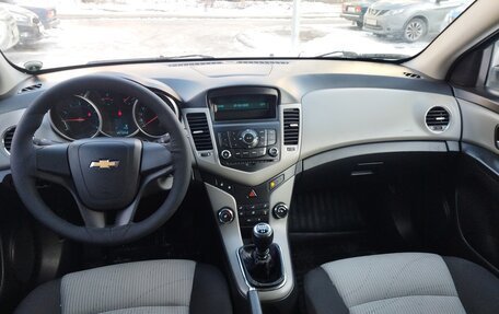 Chevrolet Cruze II, 2012 год, 535 000 рублей, 5 фотография