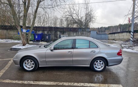 Mercedes-Benz E-Класс, 2004 год, 930 000 рублей, 3 фотография