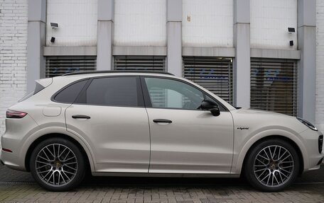 Porsche Cayenne III, 2022 год, 9 240 000 рублей, 4 фотография