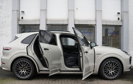 Porsche Cayenne III, 2022 год, 9 240 000 рублей, 15 фотография