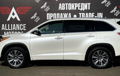 Toyota Highlander III, 2014 год, 3 170 000 рублей, 4 фотография