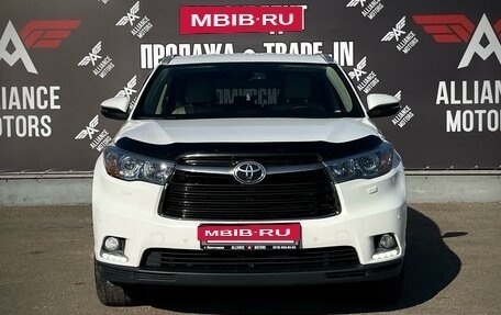 Toyota Highlander III, 2014 год, 3 170 000 рублей, 2 фотография