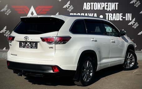 Toyota Highlander III, 2014 год, 3 170 000 рублей, 11 фотография