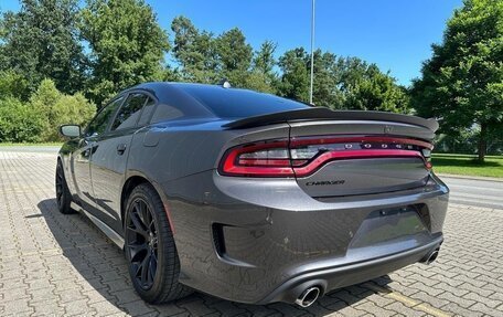 Dodge Charger, 2019 год, 3 090 000 рублей, 5 фотография