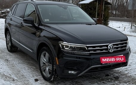 Volkswagen Tiguan II, 2018 год, 3 400 000 рублей, 2 фотография