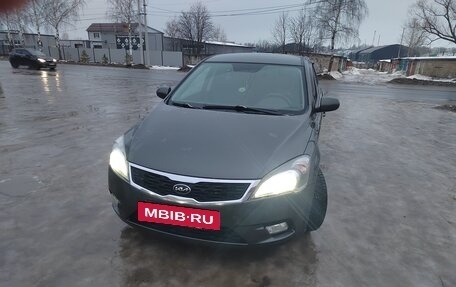 KIA cee'd I рестайлинг, 2010 год, 679 000 рублей, 2 фотография