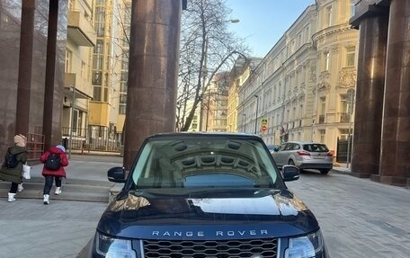 Land Rover Range Rover IV рестайлинг, 2018 год, 6 900 000 рублей, 4 фотография