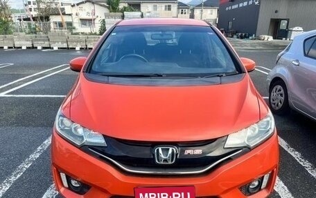 Honda Fit III, 2015 год, 1 055 000 рублей, 2 фотография