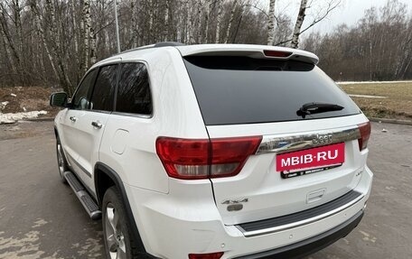 Jeep Grand Cherokee, 2012 год, 1 800 000 рублей, 7 фотография