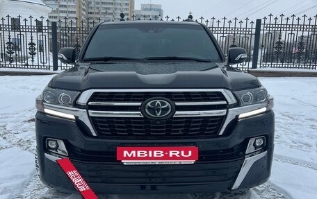 Toyota Land Cruiser 200, 2020 год, 9 750 000 рублей, 5 фотография