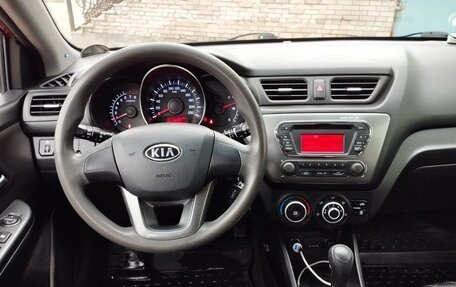 KIA Rio III рестайлинг, 2012 год, 920 000 рублей, 2 фотография