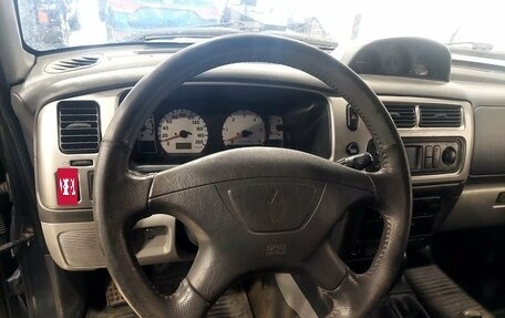 Mitsubishi Pajero Sport II рестайлинг, 2005 год, 949 000 рублей, 9 фотография