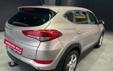 Hyundai Tucson III, 2016 год, 2 000 000 рублей, 6 фотография