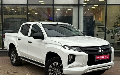 Mitsubishi L200 IV рестайлинг, 2021 год, 2 937 000 рублей, 3 фотография