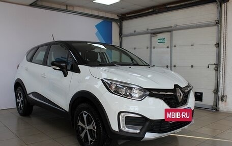 Renault Kaptur I рестайлинг, 2021 год, 1 749 000 рублей, 3 фотография