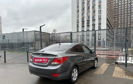 Hyundai Solaris II рестайлинг, 2011 год, 888 000 рублей, 4 фотография