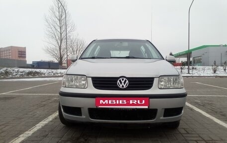 Volkswagen Polo III рестайлинг, 2000 год, 290 000 рублей, 2 фотография