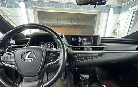 Lexus ES VII, 2019 год, 4 300 000 рублей, 9 фотография