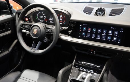 Porsche Cayenne III, 2023 год, 14 850 000 рублей, 17 фотография