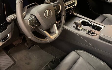 Lexus RX IV рестайлинг, 2024 год, 12 790 000 рублей, 3 фотография