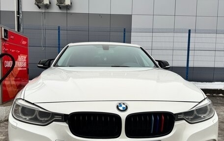 BMW 3 серия, 2013 год, 2 500 000 рублей, 3 фотография