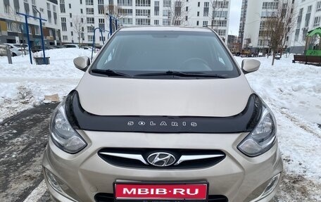 Hyundai Solaris II рестайлинг, 2011 год, 895 000 рублей, 1 фотография