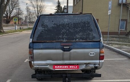 Mitsubishi L200 III рестайлинг, 2001 год, 395 000 рублей, 7 фотография