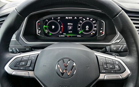 Volkswagen Tiguan II, 2022 год, 5 100 000 рублей, 12 фотография