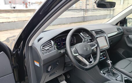 Volkswagen Tiguan II, 2022 год, 5 100 000 рублей, 19 фотография