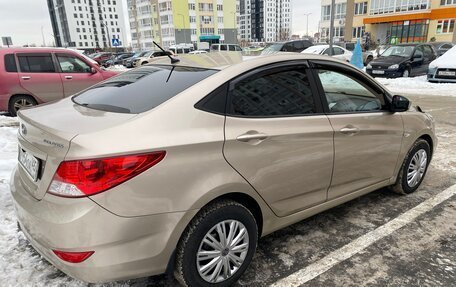 Hyundai Solaris II рестайлинг, 2011 год, 895 000 рублей, 8 фотография