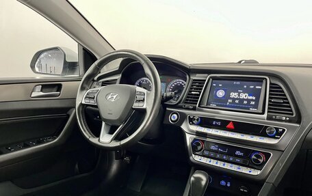 Hyundai Sonata VII, 2019 год, 2 230 000 рублей, 14 фотография