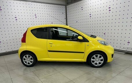 Peugeot 107 I рестайлинг, 2011 год, 570 000 рублей, 7 фотография