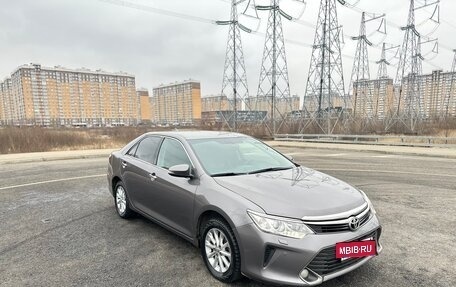 Toyota Camry, 2015 год, 1 890 000 рублей, 2 фотография