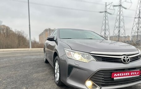 Toyota Camry, 2015 год, 1 890 000 рублей, 8 фотография