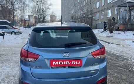 Hyundai ix35 I рестайлинг, 2013 год, 1 350 000 рублей, 10 фотография