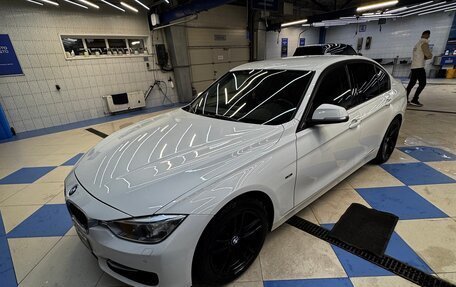 BMW 3 серия, 2011 год, 1 890 000 рублей, 8 фотография