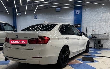 BMW 3 серия, 2011 год, 1 890 000 рублей, 11 фотография