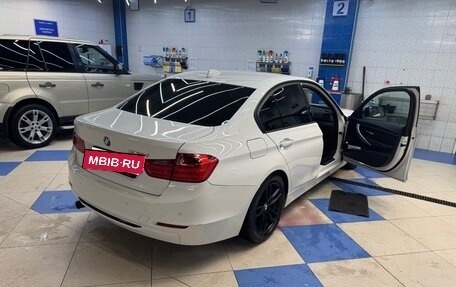 BMW 3 серия, 2011 год, 1 890 000 рублей, 3 фотография