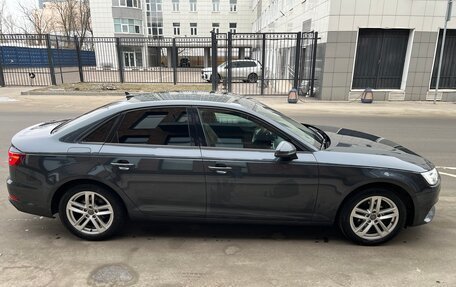 Audi A4, 2019 год, 2 450 000 рублей, 13 фотография