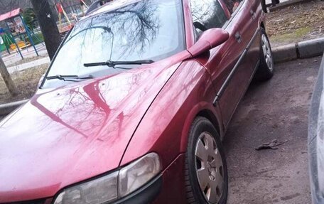 Opel Vectra B рестайлинг, 1998 год, 275 000 рублей, 2 фотография