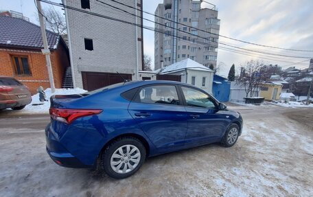 Hyundai Solaris II рестайлинг, 2021 год, 1 590 000 рублей, 6 фотография