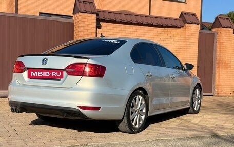 Volkswagen Jetta VI, 2014 год, 1 650 000 рублей, 4 фотография