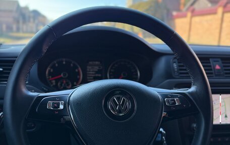 Volkswagen Jetta VI, 2014 год, 1 650 000 рублей, 14 фотография