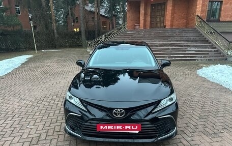 Toyota Camry, 2021 год, 3 200 000 рублей, 7 фотография