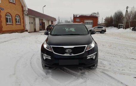 KIA Sportage III, 2011 год, 780 000 рублей, 2 фотография